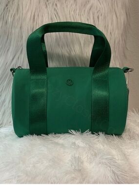 Lululemon Knit Nylon Mini Barrel Duffle- Color (Cascadia Green) 5L